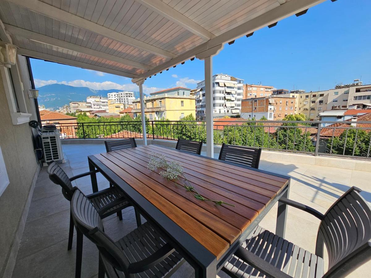 Terrace Flat In Heart Of Tirana Apartment Luaran gambar